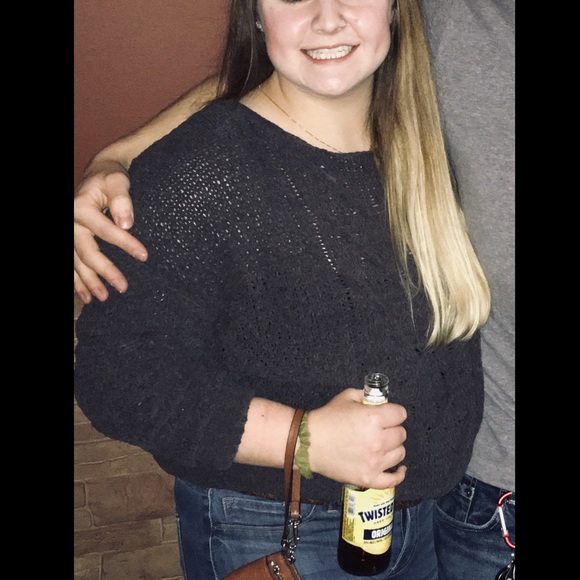 Woven Heart Knitted Sweater - Picture 6 of 6